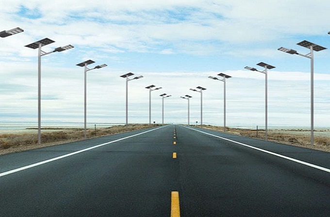 中国の自動ソーラー街路灯の革新: 前進の道を照らす